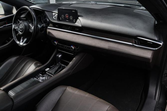 Mazda 6 III (GJ) Рестайлинг 2 с пробегом 2020 года, цена 2 817 000 рублей, 67884 км, седан, Автокод Объявления