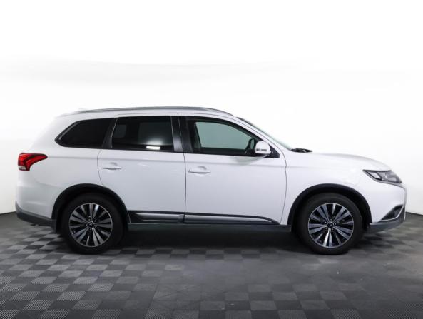Mitsubishi Outlander III Рестайлинг 3 с пробегом 2019 года, цена 1 785 000 рублей, 188234 км, внедорожник, Автокод Объявления