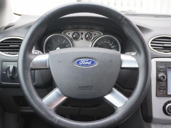 Ford Focus II Рестайлинг с пробегом 2008 года, цена 485 000 рублей, 292123 км, седан, Автокод Объявления