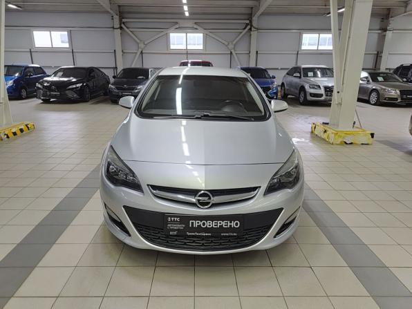 Opel Astra J Рестайлинг с пробегом 2012 года, цена 699 000 рублей, 201184 км, седан, Автокод Объявления