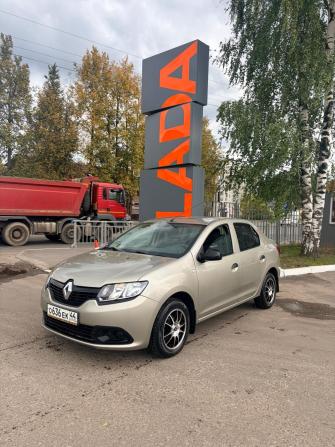 Renault Logan II с пробегом 2015 года, цена 500 000 рублей, 84000 км, седан, Автокод Объявления