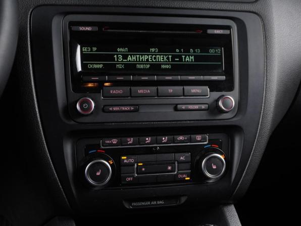 Volkswagen Jetta VI с пробегом 2011 года, цена 930 000 рублей, 231428 км, седан, Автокод Объявления