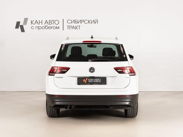 Volkswagen Tiguan II с пробегом 2017 года, цена 2 129 658 рублей, 119427 км, внедорожник, Автокод Объявления