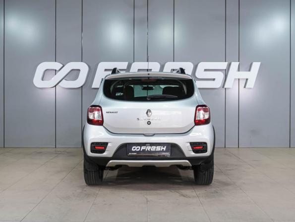 Renault Sandero II с пробегом 2017 года, цена 1 039 000 рублей, 79381 км, хэтчбек, Автокод Объявления