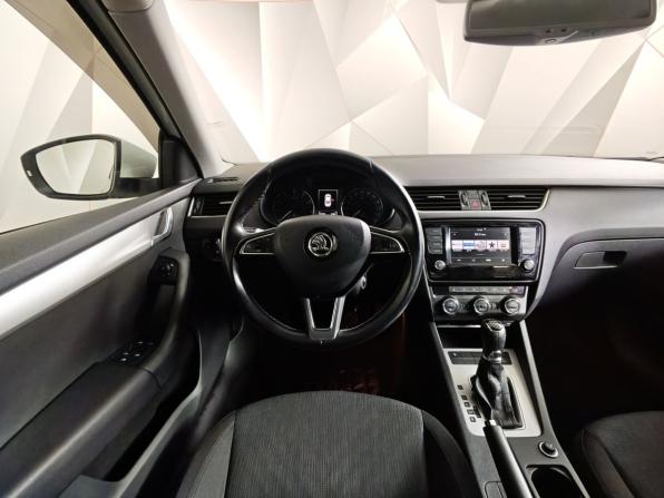 Skoda Octavia III (A7) с пробегом 2015 года, цена 891 520 рублей, 257855 км, лифтбек, Автокод Объявления