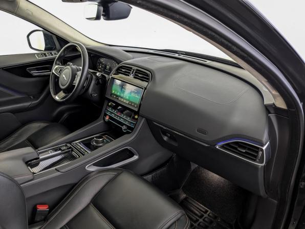 Jaguar F-Pace I с пробегом 2019 года, цена 3 670 000 рублей, 65060 км, внедорожник, Автокод Объявления