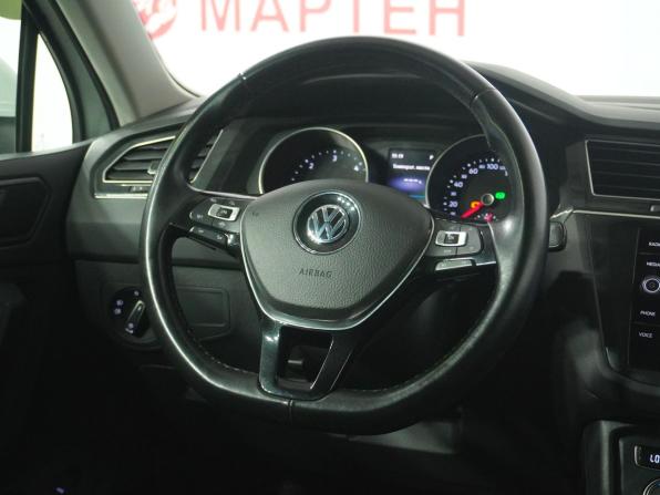 Volkswagen Tiguan II с пробегом 2018 года, цена 1 999 000 рублей, 225105 км, внедорожник, Автокод Объявления