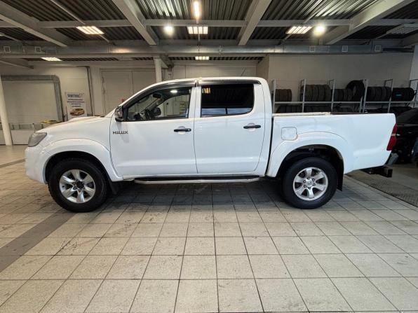 Toyota Hilux VII с пробегом 2011 года, цена 1 989 000 рублей, 370533 км, пикап, Автокод Объявления