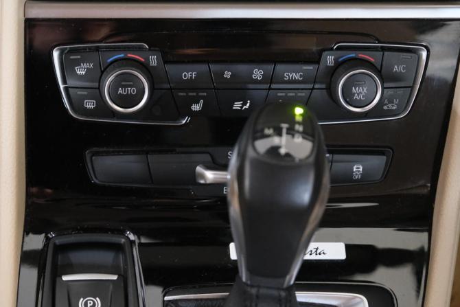 BMW 2 серии Active Tourer F45 с пробегом 2016 года, цена 1 629 000 рублей, 104000 км, компактвэн, Автокод Объявления