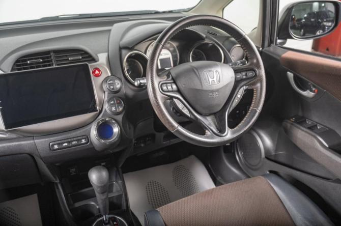 Honda Fit Shuttle I с пробегом 2012 года, цена 1 039 000 рублей, 182000 км, универсал, Автокод Объявления
