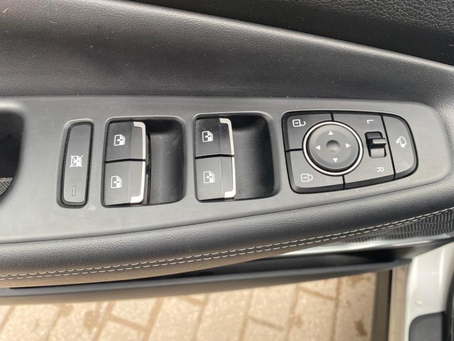 Hyundai Santa Fe IV Великий Новгород  - изображение 12