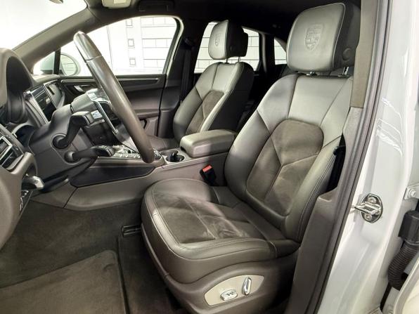 Porsche Macan I Рестайлинг с пробегом 2019 года, цена 4 193 000 рублей, 82817 км, внедорожник, Автокод Объявления