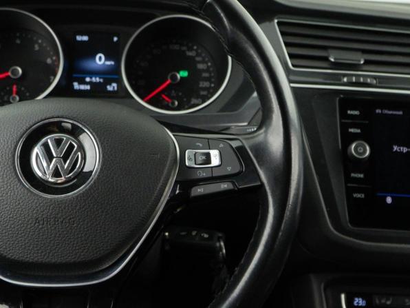 Volkswagen Tiguan II с пробегом 2017 года, цена 2 098 999 рублей, 151834 км, внедорожник, Автокод Объявления