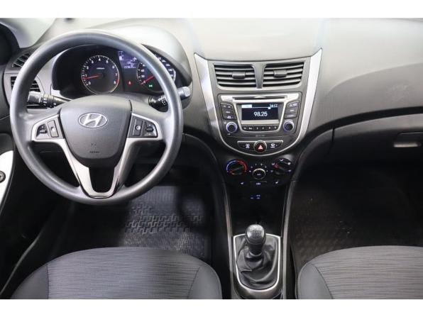 Hyundai Solaris I Рестайлинг с пробегом 2016 года, цена 752 000 рублей, 223634 км, хэтчбек, Автокод Объявления