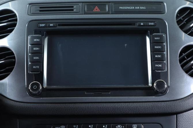 Volkswagen Tiguan I Рестайлинг с пробегом 2014 года, цена 1 799 000 рублей, 132200 км, внедорожник, Автокод Объявления