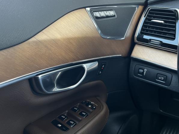 Volvo XC90 II с пробегом 2017 года, цена 3 990 000 рублей, 136800 км, внедорожник, Автокод Объявления
