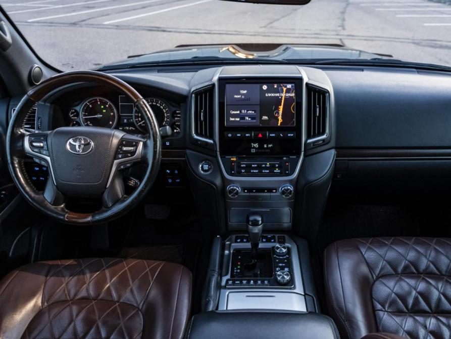 Toyota Land Cruiser 200 Series Рестайлинг 2 Москва  - изображение 12
