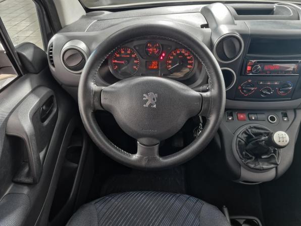 Peugeot Partner II с пробегом 2009 года, цена 415 000 рублей, 328580 км, минивэн, Автокод Объявления