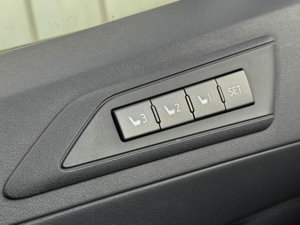 Toyota Alphard III Рестайлинг с пробегом 2021 года, цена 8 349 000 рублей, 70682 км, минивэн, Автокод Объявления