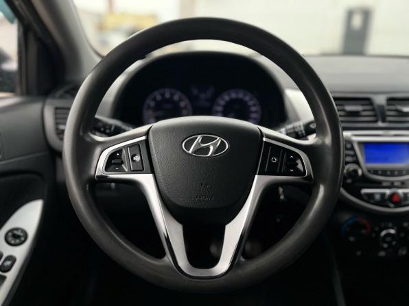 Hyundai Solaris I с пробегом 2012 года, цена 740 000 рублей, 172140 км, седан, Автокод Объявления