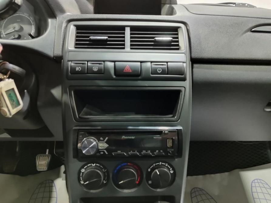 Lada (ВАЗ) Priora I Рестайлинг Нижневартовск  - изображение 14