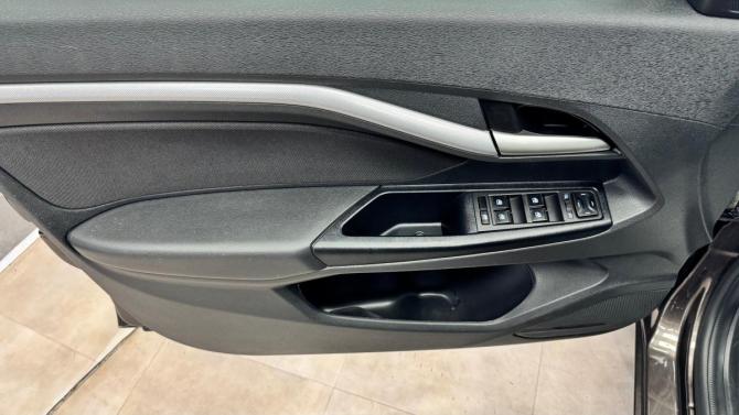 Lada (ВАЗ) Vesta I с пробегом 2021 года, цена 949 000 рублей, 115676 км, седан, Автокод Объявления