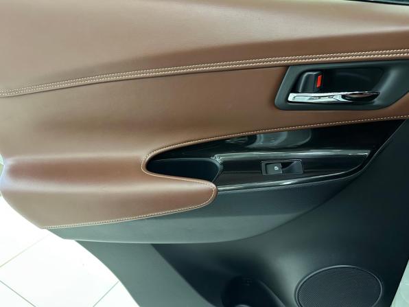Toyota Harrier III (XU60) Рестайлинг с пробегом 2018 года, цена 2 950 000 рублей, 52167 км, внедорожник, Автокод Объявления
