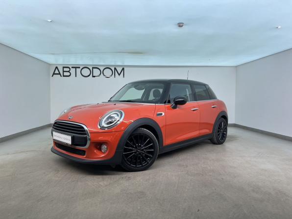 Mini Hatch III (F55/F56) Рестайлинг с пробегом 2018 года, цена 1 950 000 рублей, 40700 км, хэтчбек, Автокод Объявления