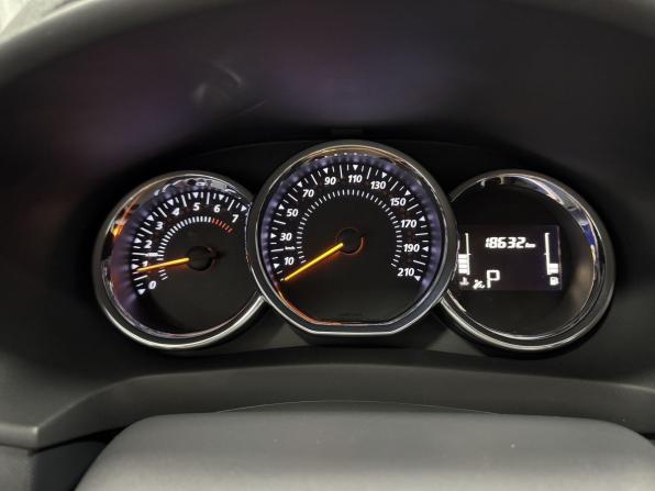 Renault Sandero II Рестайлинг с пробегом 2022 года, цена 1 590 000 рублей, 18632 км, хэтчбек, Автокод Объявления
