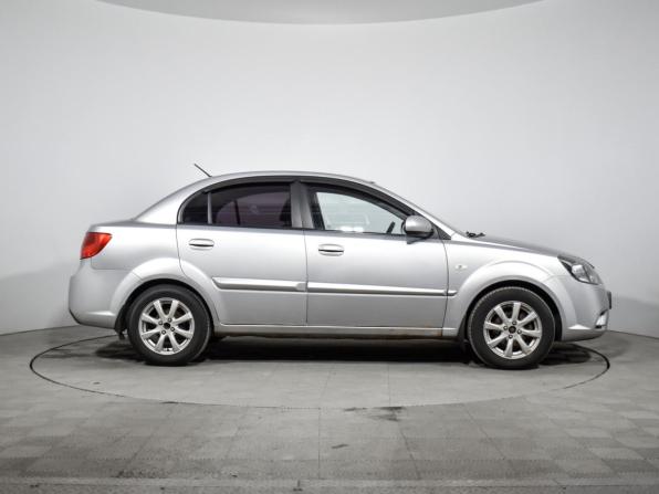 Kia Rio II Рестайлинг с пробегом 2010 года, цена 379 000 рублей, 270000 км, седан, Автокод Объявления