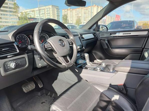 Volkswagen Touareg II Рестайлинг с пробегом 2017 года, цена 3 700 000 рублей, 196889 км, внедорожник, Автокод Объявления