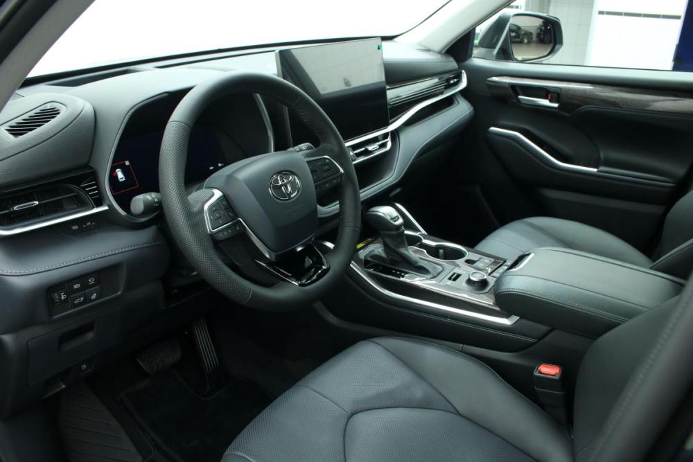 Toyota Highlander IV (XU70) Красноярск  - изображение 17