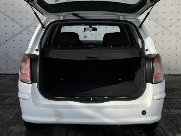 Opel Astra H Рестайлинг с пробегом 2008 года, цена 485 000 рублей, 175672 км, седан, Автокод Объявления