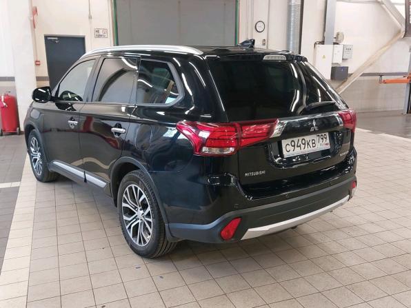 Mitsubishi Outlander III Рестайлинг 2 с пробегом 2018 года, цена 1 800 000 рублей, 162249 км, внедорожник, Автокод Объявления