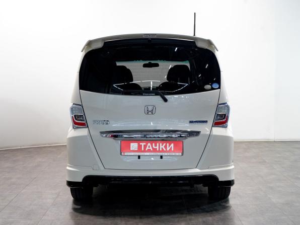 Honda Freed I Рестайлинг с пробегом 2012 года, цена 1 015 000 рублей, 178600 км, компактвэн, Автокод Объявления