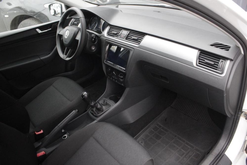 Skoda Rapid I Рестайлинг Брянск  - изображение 6