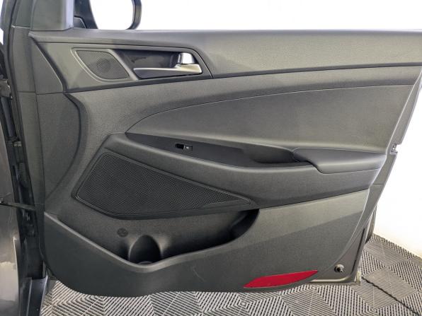Hyundai Tucson III Рестайлинг с пробегом 2019 года, цена 2 290 000 рублей, 98010 км, внедорожник, Автокод Объявления