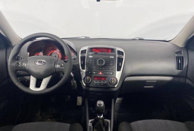 Kia Ceed I Рестайлинг с пробегом 2010 года, цена 740 000 рублей, 130466 км, хэтчбек, Автокод Объявления