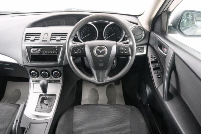 Mazda Axela II с пробегом 2012 года, цена 879 000 рублей, 191631 км, седан, Автокод Объявления