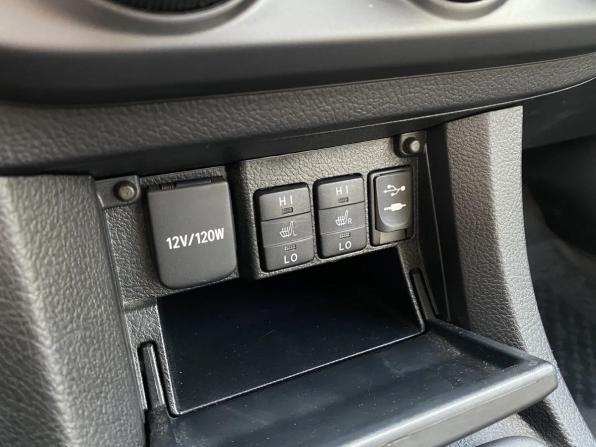 Toyota Corolla XI (E160 E170 E180) с пробегом 2014 года, цена 1 349 000 рублей, 60000 км, седан, Автокод Объявления