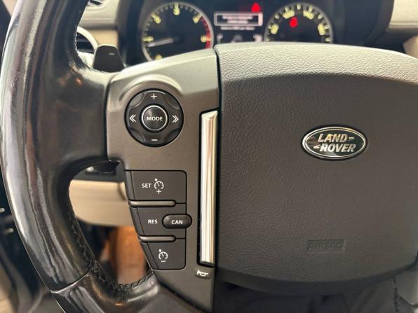 Land Rover Discovery IV Рестайлинг с пробегом 2014 года, цена 2 623 000 рублей, 201767 км, внедорожник, Автокод Объявления