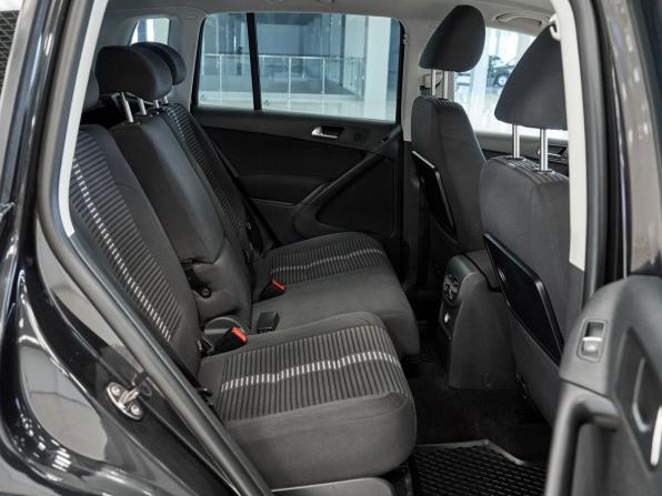 Volkswagen Tiguan I с пробегом 2010 года, цена 970 000 рублей, 241715 км, внедорожник, Автокод Объявления