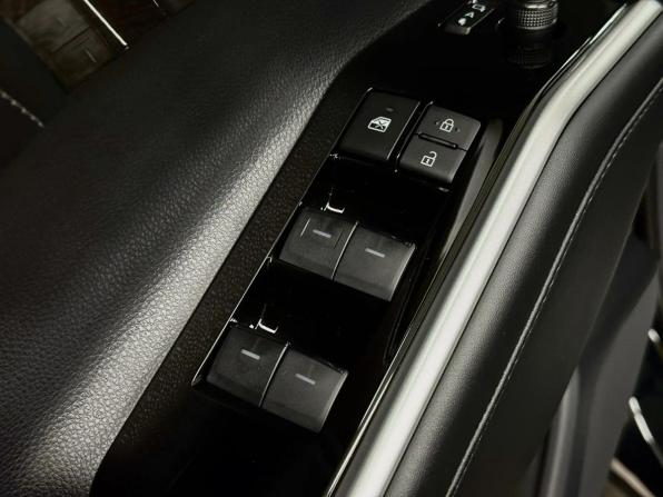 Toyota Highlander IV (XU70) с пробегом 2025 года, цена 5 300 000 рублей, 16 км, внедорожник, Автокод Объявления
