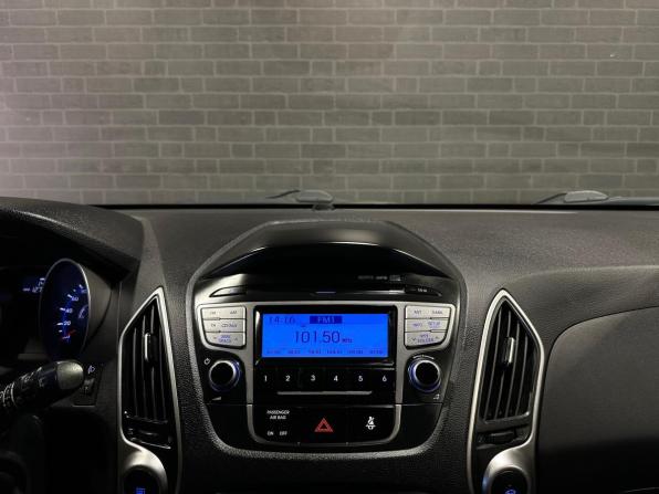 Hyundai ix35 I с пробегом 2012 года, цена 800 000 рублей, 127332 км, внедорожник, Автокод Объявления