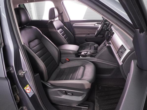 Volkswagen Teramont I Рестайлинг с пробегом 2021 года, цена 3 649 000 рублей, 136232 км, внедорожник, Автокод Объявления