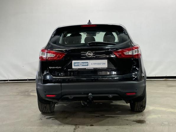 Nissan Qashqai II с пробегом 2018 года, цена 1 559 000 рублей, 162804 км, внедорожник, Автокод Объявления