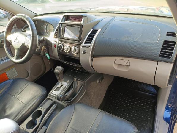 Mitsubishi Pajero Sport II Рестайлинг с пробегом 2015 года, цена 1 759 000 рублей, 160719 км, внедорожник, Автокод Объявления