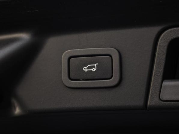 Land Rover Range Rover Velar I с пробегом 2017 года, цена 3 500 000 рублей, 104433 км, внедорожник, Автокод Объявления