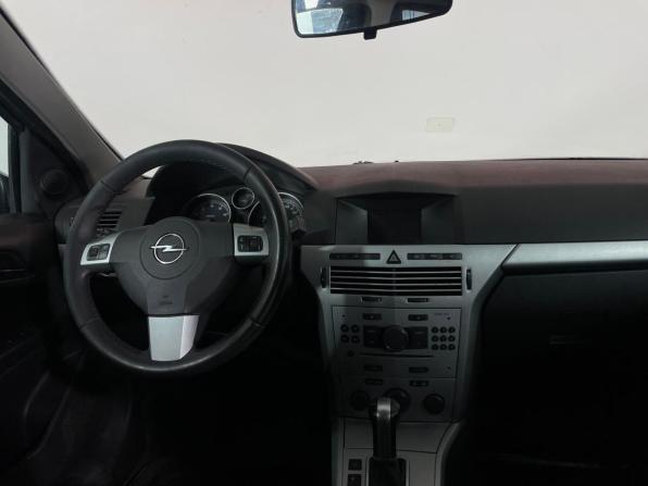 Opel Astra H Рестайлинг с пробегом 2010 года, цена 543 000 рублей, 269509 км, седан, Автокод Объявления