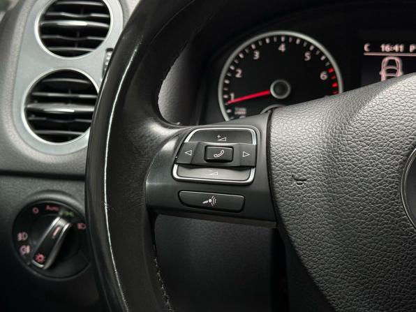Volkswagen Tiguan I Рестайлинг с пробегом 2012 года, цена 1 579 000 рублей, 157907 км, внедорожник, Автокод Объявления
